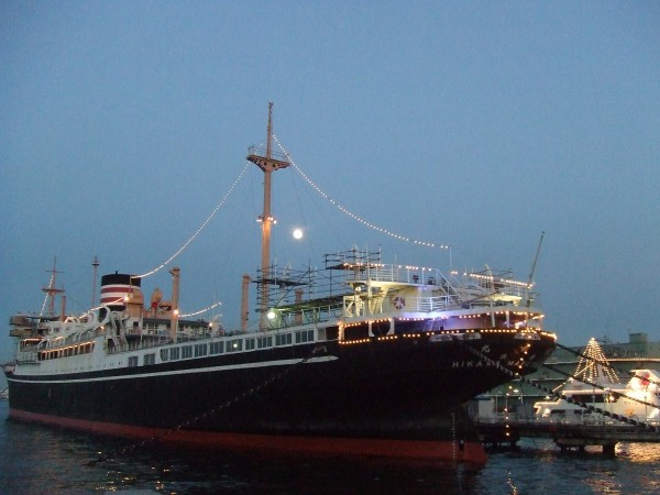 横浜　船